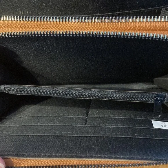 Beverly Hills Polo Club Crossbody - Picture 9 of 9